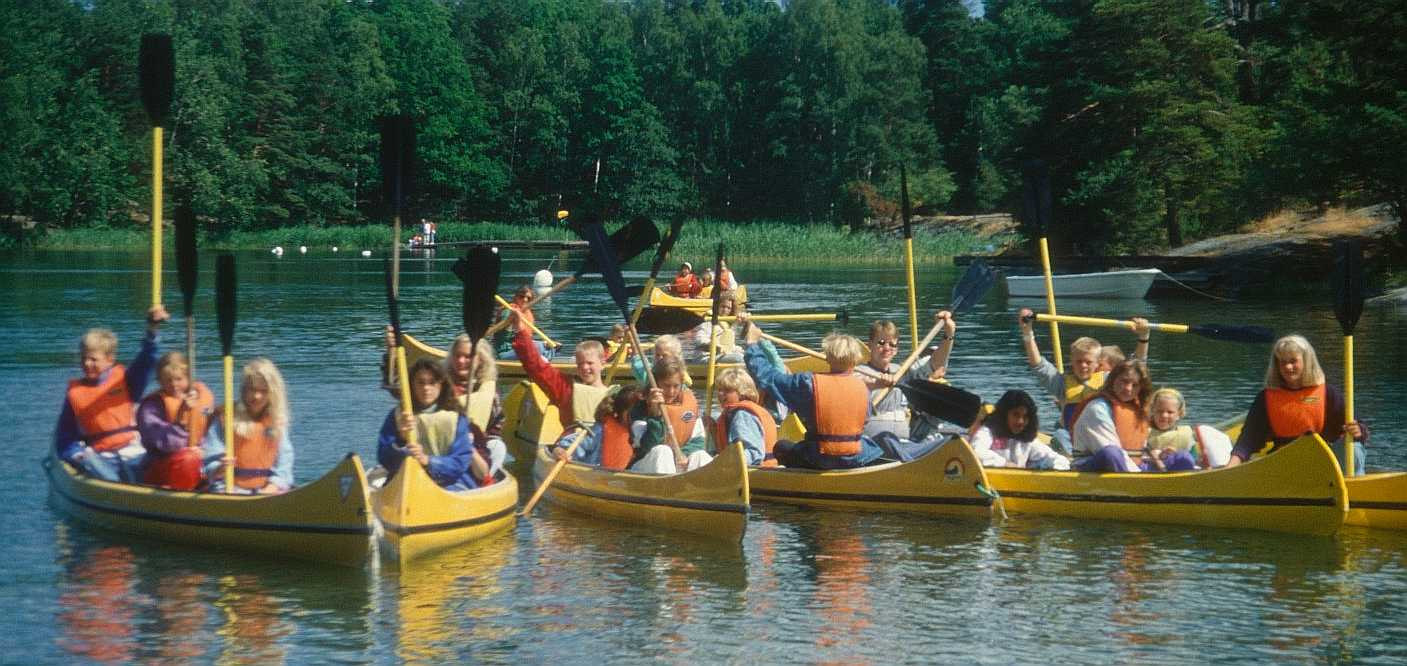 VI HAR VARIT PÅ ÄNGSHOLMEN FÖRUT... Elever från Maltesholmsskolan: Alla aktiviteter var jätteroliga men den bästa var hinderbanan, Hang Loose. Seglingen var också rolig att pröva på.