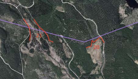 2015-09-23 Delområde 20 Lokflon Berörd del av stråket: 100 meter Fältbesökt: 20150824 Allmän beskrivning: Liten opåverkad myr av kärr- och blandmyrtyp och sumpskog mot kanterna.