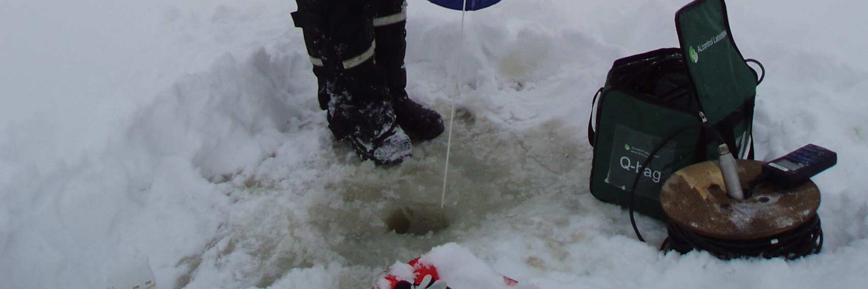 Slätbaken (Figur 4) är en tröskelfjärd vilket innebär att vattenomsättningen i fjärdens inre, djupare delar begränsas av en grundare tröskel vid inloppet till fjärden.