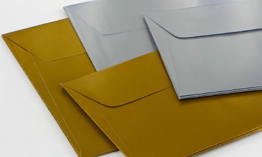 KUVERT GOLDEN Golden: Det klassiska bruna statliga kuvertet som på senare tid fått ett uppsving.påkallar uppmärksamhet i brevhögen och ger ett miljövänligt intryck.