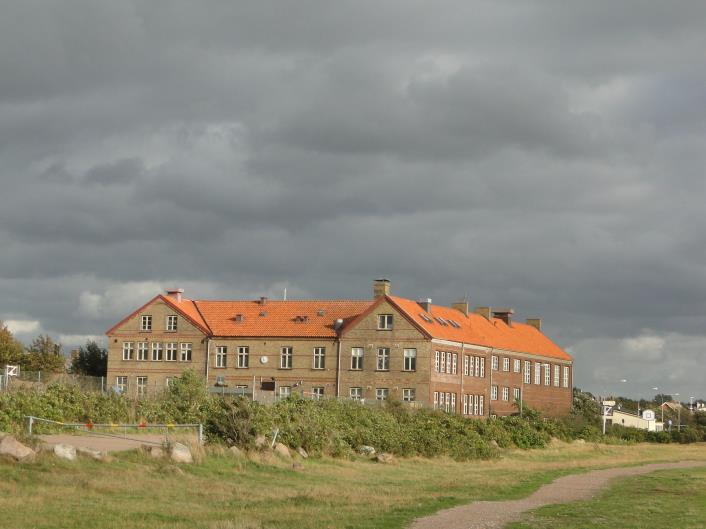 Bakgrund Råå Södra skola är Helsingborgs äldsta skola i drift. Den södra flygeln byggdes 1849 och har sedan dess kompletterats med ytterligare en flygel och en mittdel.