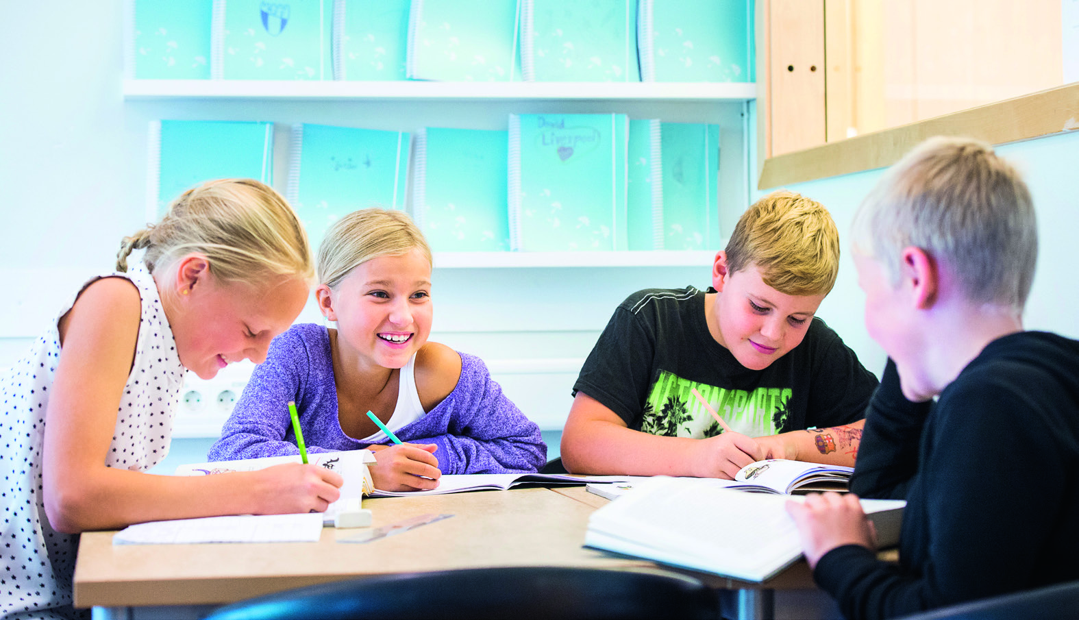 Skola Skriftligt omdöme (åk 1-5) Ett skriftligt omdöme med framåtsyftande kommentarer i samtliga ämnen man har haft undervisning i under året delas ut i samband med vårterminens slut (hemskick vid