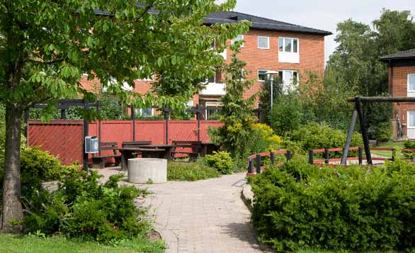 Marieholm i fokus ebo har ett varierat utbud av bostäder i Marieholm allt ifrån flervåningshus till enplanshus med egen trädgård.