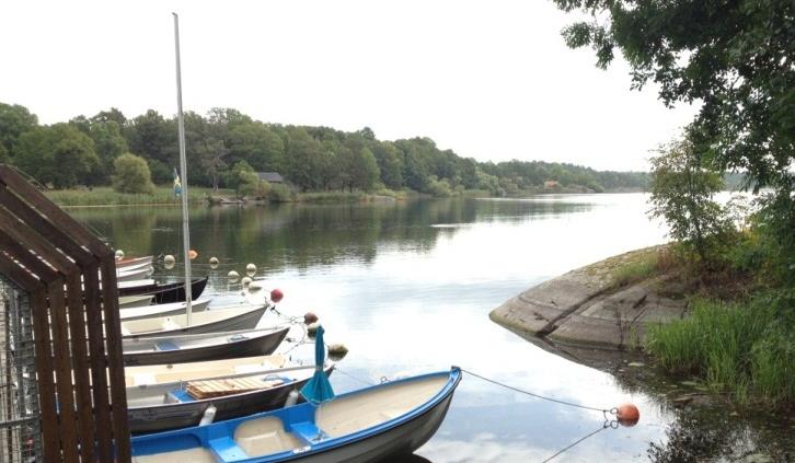 Drevviken Drevviken delas av fyra kommuner. Här finns många badplatser runt hela sjön och sjön nyttjas flitigt för fritidsfiske.