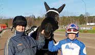 Från tredje utvändigt kunde Ulf smyga med fram till upploppet och Showman Brodde avgjorde på ett fint sätt. Segertid,a/0..000 kronor till Stall Piraya KB i Piteå. Svante Båth är tränare.