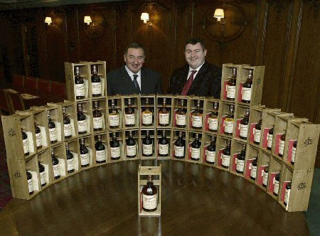 1960 utökades Glenfarclas Destilleri från två till fyra pannor och kunde därefter årligen producera 1,5 miljoner liter whisky.