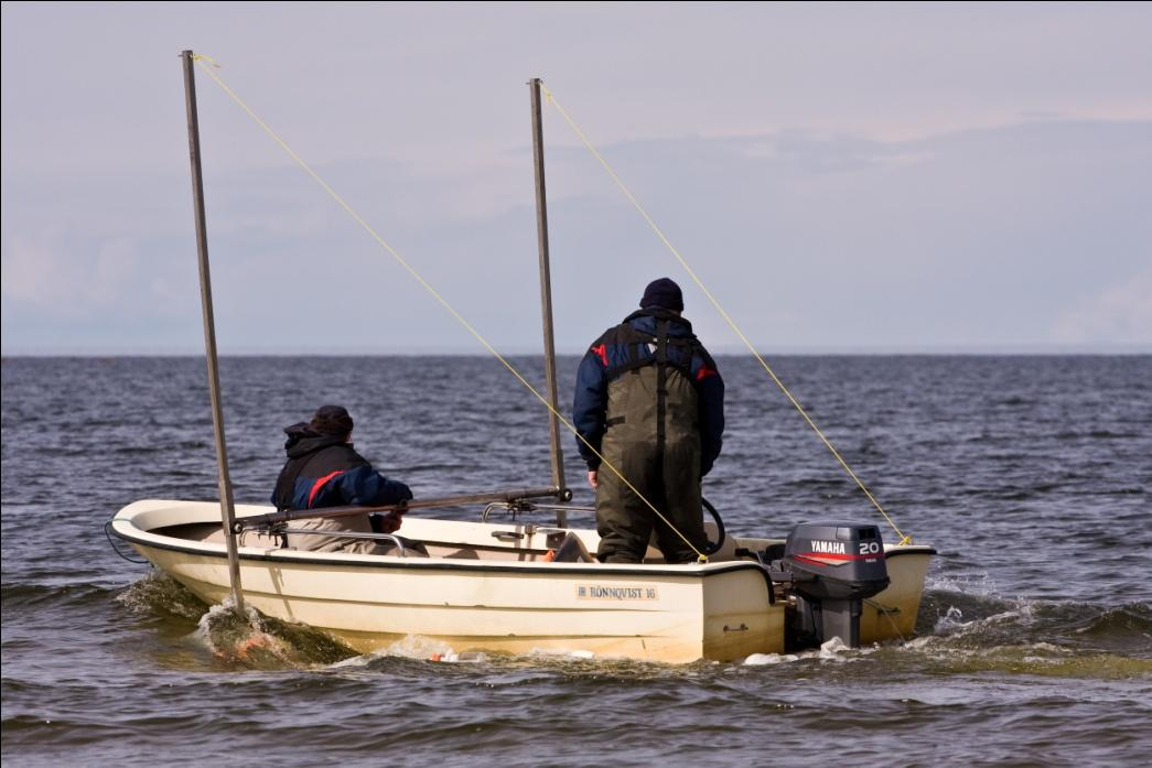 Havslekande sikens och siklöjans yngelproduktionsområden Bild 3. Gulf-Olympia samplern användes för att undersöka pelagisk förekomst. Foto Lari Veneranta.