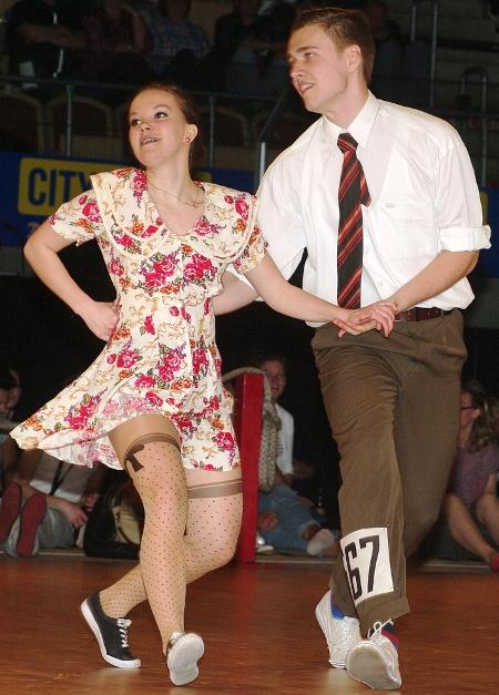 Jakob Bergelin Ålder: 17 år Klubb: Luleå Bugg och Swing DK Är uttagen att tävla i: Lindy Hop Tävlar tillsammans med: Anna Fors. 2:a på SM 2012, 2:a på World Cup 2011. Topp 3.