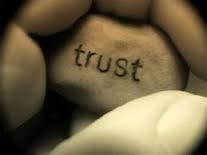 Lagen känner känslor på planen Tillit & Närvaro Förtroende och tillit måste vara tydligt bland domarna Bästa