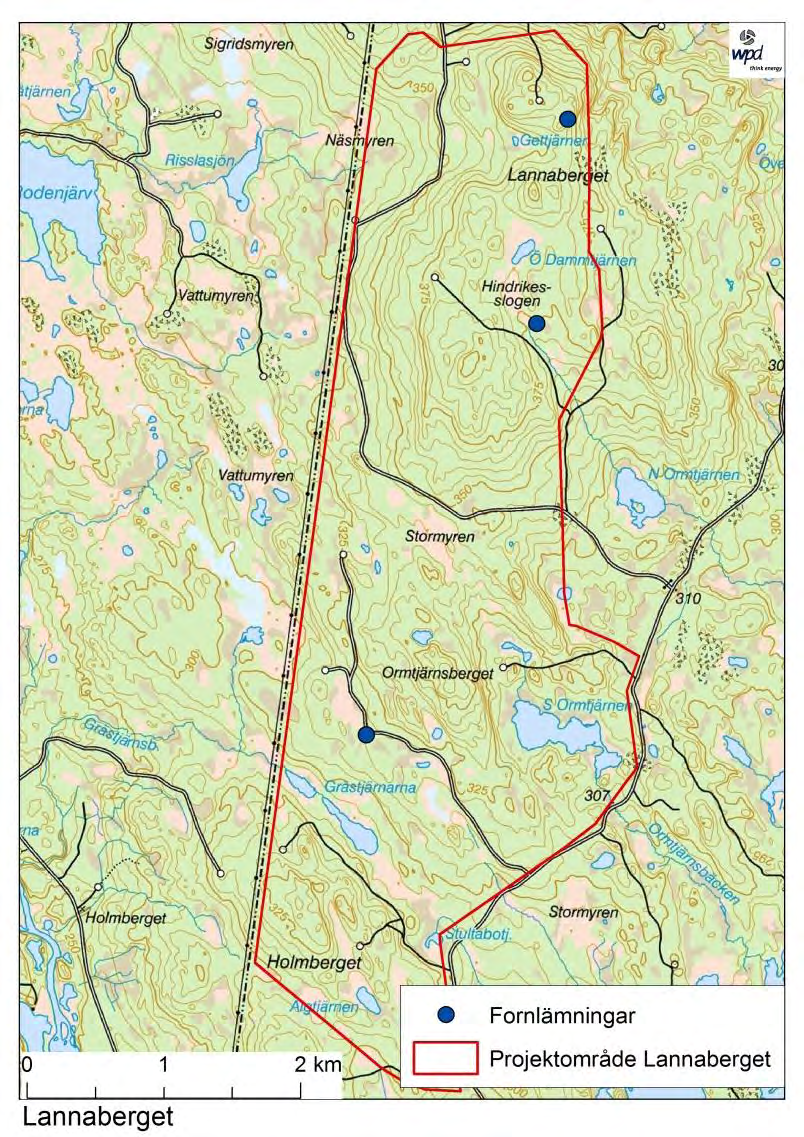 OMRÅDESBESKRIVNING Figur 6-H. Spisröse från en kolarkoja på Broboberget. foto wpd. 6.4.3. Fornlämningar inom projektområde Lannaberget Lannaberget är mycket fattigt på fornlämningar.