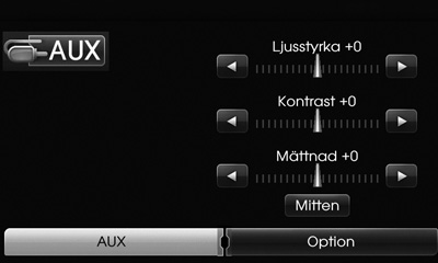 Extra utrustningar Extra aaa utrustningar Använda en extrautrustning Det är möjligt att använda extra utrustning tillsammans med apparaten. 1. Peka på MEDIA tills AUX bilden visas. Extra ljud Obs!
