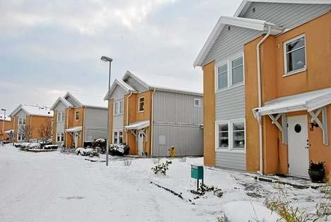 Bakslag för Svedalabor mot Det blev ett rejält bakslag i Göta hovrätt för de 34 husägare som stämt Myresjöhus.