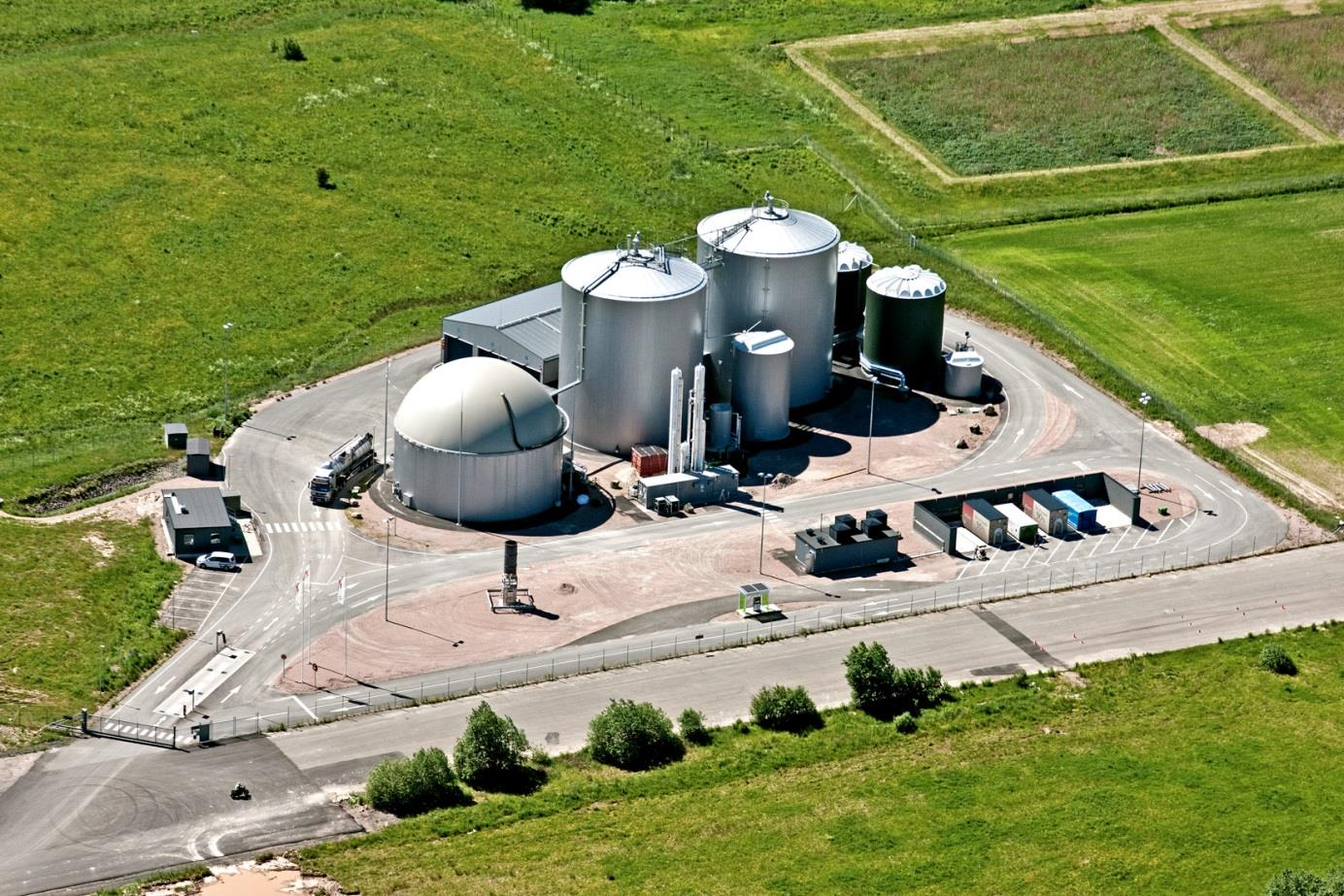 Sammanfattning I den här miljörapporten beskrivs verksamheten vid Skövde biogasanläggning under 2015. En sammanfattning över drift- och emissionsdata visas i tabellen nedan.