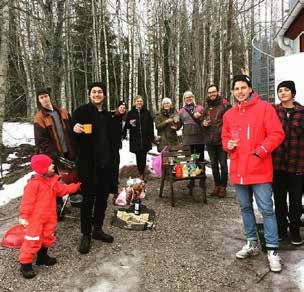 VINTERLÄGER i år igen S:t Peter åker på vinterläger den 2 5 februari. Vi bor i en storstuga i de vackraste delarna av de värmländska skogarna. Det blir mycket tid till att umgås och be.