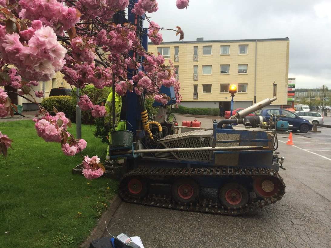 Miljöteknisk markundersökning Klocktornet 35 Strandgatan, Kungälvs kommun Datum: 2015-05-26 Projektnummer: 151114 Uppdragsgivare: Kungälvs kommun Upprättad av: Linn Carlström Ödegaard Medförfattare: