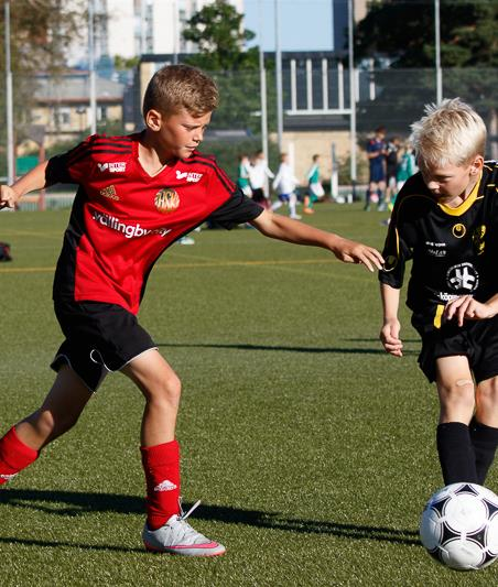 Sportsligt fokus 10-12 år Fortsatt stort fokus på övningar som präglas av glädje och kamratskap.