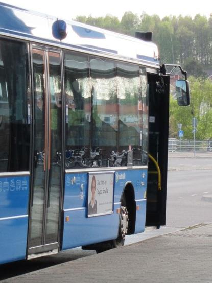 8. Storsatsa på kollektivtrafik Inga fler utredningar nu är det handling som krävs! Satsa på infrastrukturen och se den som en helhet. Ju renare fordon desto lägre fordonsskatt.