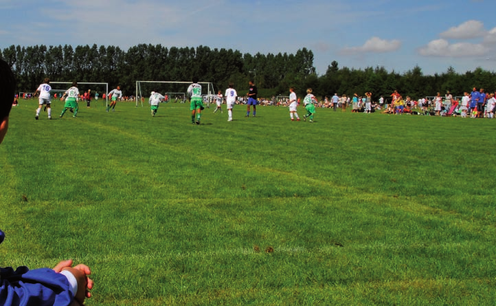 DIN SOMMARCUP ESKILSCUPEN GER DIG MER Eskilscupen ger dig en härlig sommarupplevelse. Unikt många matcher - garanterat 5 matcher och chans i 4 olika slutspel A, B, C och D slutspel.