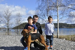 Deltagande hundar vid årets Räv-SM 2017 Hund Pavaldens Azzi (ham), ägare Mats Karlsson o Kerstin Hansson, Gotland Hund SE41372/2011 Jakt Champs Attack (sch) Lari Mann o Threse Rihpa,