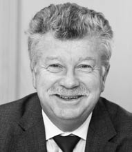 FastPartner Årsredovisning 2013 63 Styrelse och revisorer Peter Lönnquist ( Lidingö, född 1943. Advokat. Styrelseordförande. Ledamot av FastPartners styrelse sedan 1995.