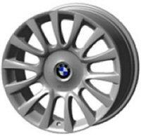 5 xdrive35i 5 xdrive50i 5 xdrive30d 5 xdrive40d 50d BMW 5 BMW Individual = E9 BMW Individual Interiörlist i läder T1 7 920 9 900 5 520 6 900 I kombination med 7MC 5 520 6 900 I kombination med C4 0 0