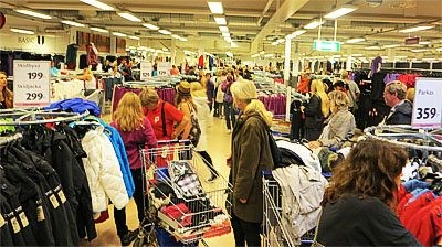 Resa till Ullared V.31 31 juli- 2 aug (måndag-onsdag) Resan passar dig som gillar shopping och att vara i miljöer med mycket människor.