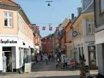 HELSINGÖR Helsingör är en trevlig liten dansk stad som ligger precis på andra sidan sundet från Sverige.