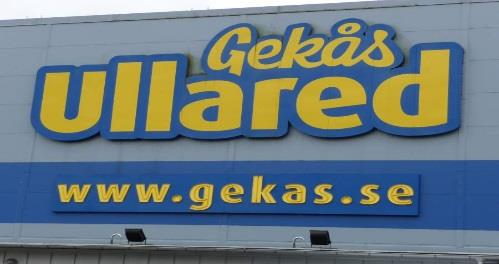 GEKÅS ULLARED Gekås Ullared är ett svenskt lågprisföretag i Ullared, Falkenbergs kommun. Det är Skandinaviens största varuhus och ett shoppingparadis för dig som gillar att handla fyndsmart.