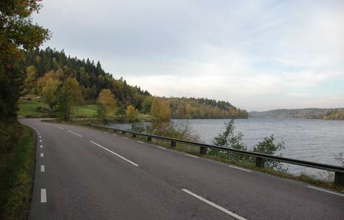 5. Småbrutet sprickdalslandskap Denna landskapstyp har en omväxlande, kuperad terräng, ofta med en brutenhet över 100 m.