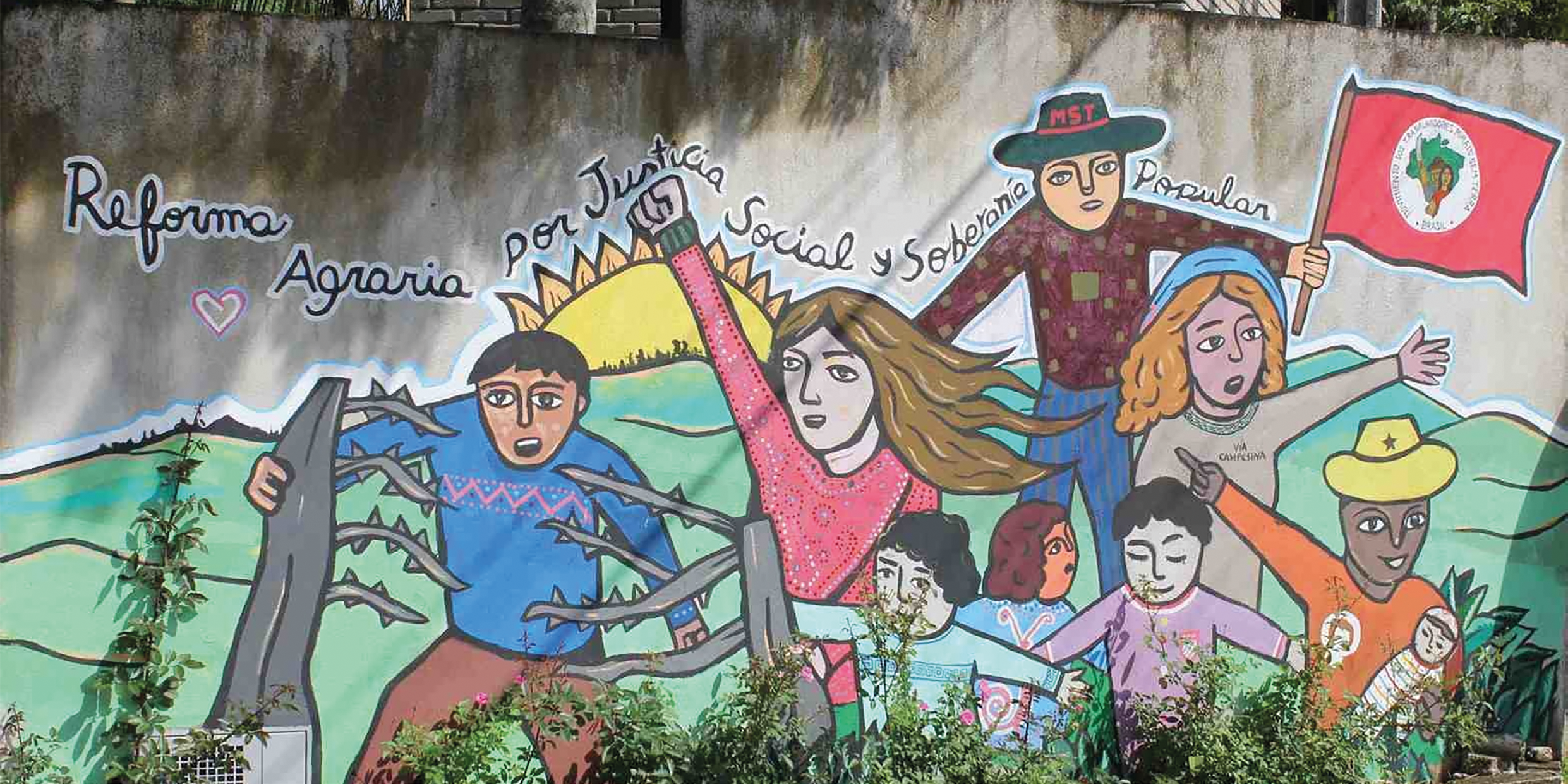 Brazilio Lernejoj de la Movado de la Senteruloj invaditaj de la polico Foto: Nacia Lernejo Florestan Fernandes, São Paulo, MST, pentrita muro, Foto Udi 06/11/2016 Brazilo spertas abundan streĉon.