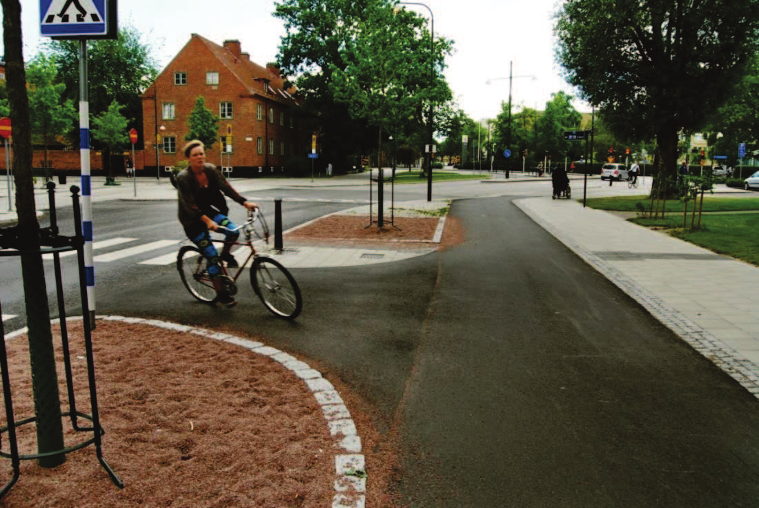 6.4 INSATSOMRÅDE: Förbättra drift- och underhåll av gång- och cykelbanor Singelolyckor för fotgängare och cyklister bör tas på största allvar med hänsyn till antal och skadegrad.