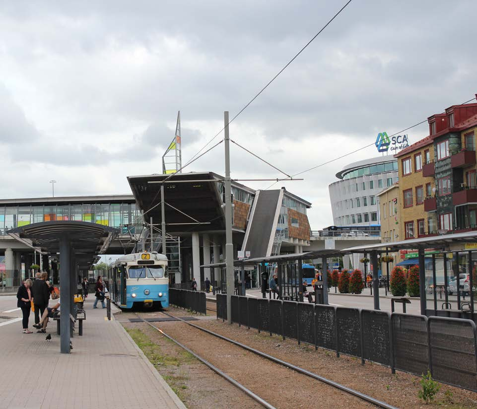 STADSKVALITETER OCH VÄRDET AV INFRASTRUKTUR Stadskvalitet handlar i grunden om närhet. Närhet skapas av infrastruktur: gång- och cykelvänliga gator och väl utbyggd kollektivtrafik.