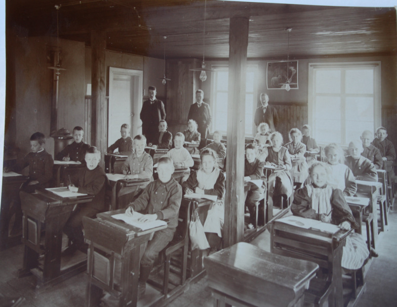 Samband mellan skolframgång och psykisk hälsa Kungliga vetenskapsakademins konferens Skola, lärande och psykisk hälsa (2010): Det finns belägg för att