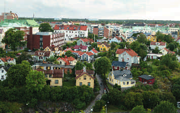 36 nomi i förhållande till en speciell tolkning av principen att inte skada, så utvärderas de socioekonomiska effekterna av lokaliseringen av slutförvaret.