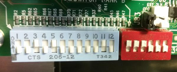 Stort display till modeller utan Wi-Fi- modul: Kontrollera att jumper A och B är utdragna och flyta jumper C från stift J32