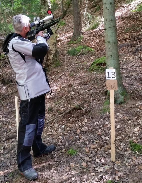 Stående skjutställning I stående skjutställning får man inte ta stöd mot något, eller ha några andra