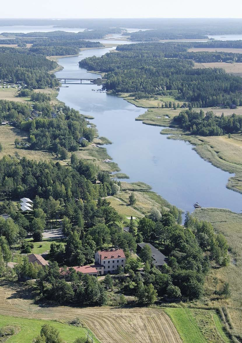 tid innan kommunernas data överfördes till det nya systemet. Samarbetet med Mariehamn stad löpte smidigt under ledning av verksamhetsstället i Mariehamn.