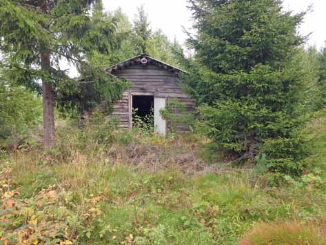 VÅLHALLASÄTERN Är en liten säter med bara två vallar belägen i Dalby socken.