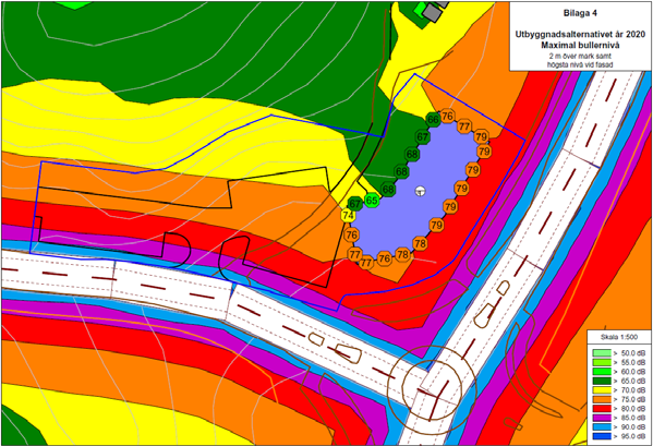 Bullerberäkningarna visar att den beräknade ekvivalenta bullernivån för den föreslagna kiosken/restaurangen högst uppgår till 63 db(a) vid fasad mot Nya Öjersjövägen, se bilaga 3 nedan.
