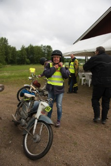 Efter att korta eller långa banan avverkats avslutades rallyt på Skutboudden där den stora Hantverksmässan pågick.