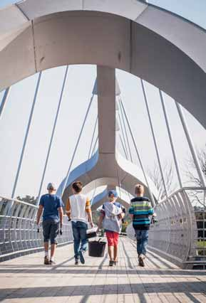 Fritidsanläggningar BOULE Havsudden, Sölvesborg Nogersund, vid hamnen ELLJUS/MOTIONSSPÅR Svarta Led, 1.450 m FRITIDSGÅRDAR Aktivitetshuset, Skofabriken Tel.