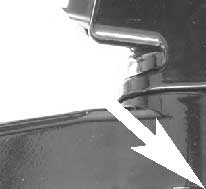 FUNKTIONER OCH REGLAGE Rorkultshndtgets låsgvel Avlägsn låsgveln i toppen på rorkultshndtget för tt lås hndtget i uppåtläge.