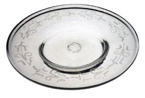 14 Historiska 1700 1800 Glas Tillbringare Henrikstorps glasbruk Optikblåst ölglas från Hallwylska palatset Henrikstorps glasbruk Ölglas med gravyr Henrikstorps glasbruk Ca. 60 cl Nr 777 Ca.