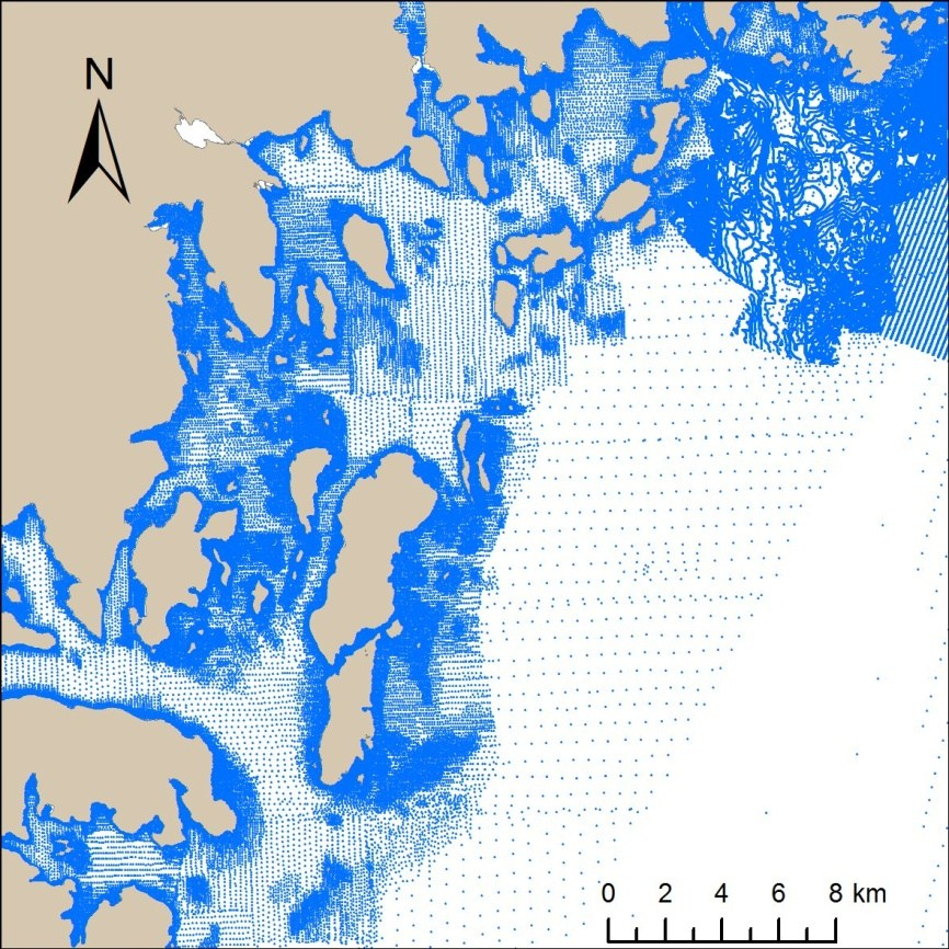 Djupraster i två olika kvaliteter Figur 10. Sjöfartsverkets digitaliserade djupmätningar i punktform. Tätheten av djupdata varierar kraftigt mellan olika områden.