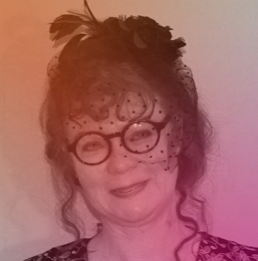 ANNIKA ERIKSSON Arkitekt SIR/Chef Virserums konsthall MEDVERKANDE Utbildad vid Konstfackskolan, Stockholm, linjen för inredningsarkitektur och möbelformgivning.