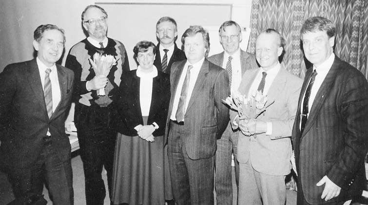 Styrelsen vid årsmötet 1987 1987 Alexander Lauber Dag Björklöf Claes