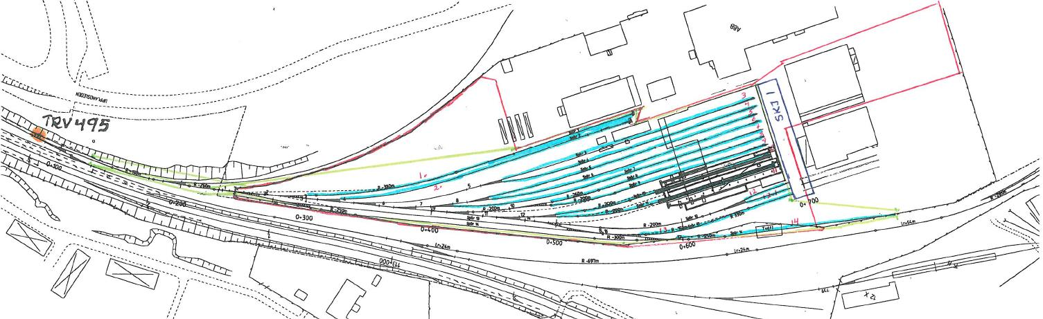 5 (7) 3.2.8. Vägövergångar Växling ska planeras så att vägövergångar inte blockeras i onödan. 3.2.9. Åkning på fotsteg P.g.a. klämrisk är det ej tillåtet att åka på fordons fotsteg inne i byggnaderna.