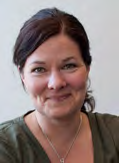 Barn och unga som utövar omsorg Monica Nordenfors är socionom, doktor i socialt arbete och verksam som lektor vid institutionen för socialt arbete vid Göteborgs universitet.