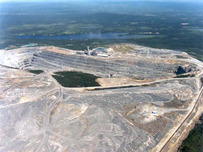 Gruvor i drift (2006) 15 gruvor i drift 377 beslut om undersökningstillstånd 2 beslut om bearbetningskoncession 2