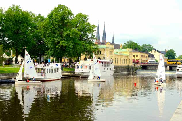 LEVANDE BÅTHAMN Uppsala är, med sitt läge vid Fyrisån, en hamnstad. Ett levande båtliv bidrar positivt till stadslivet och stadens identitet.